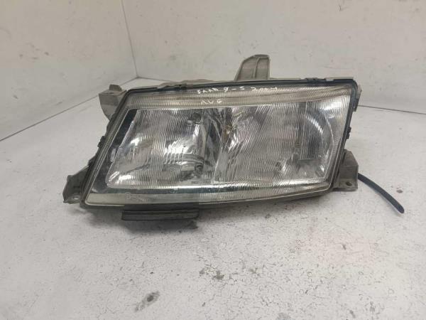 PHARE GAUCHE SAAB - Vue 1